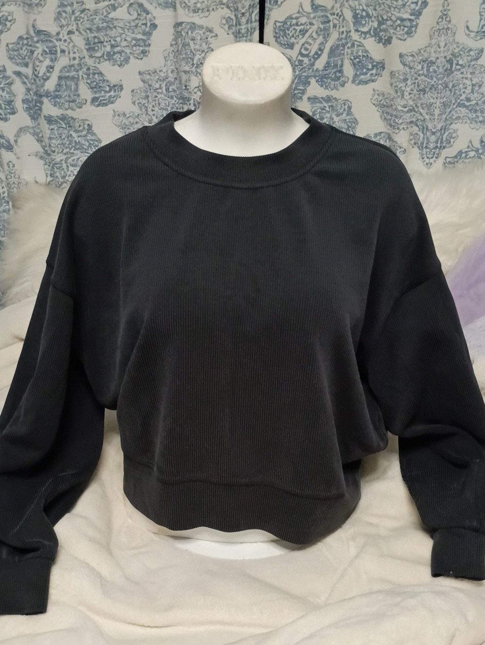 lululemon athletica Washed Black Ribbed Cropped Sweatshirt